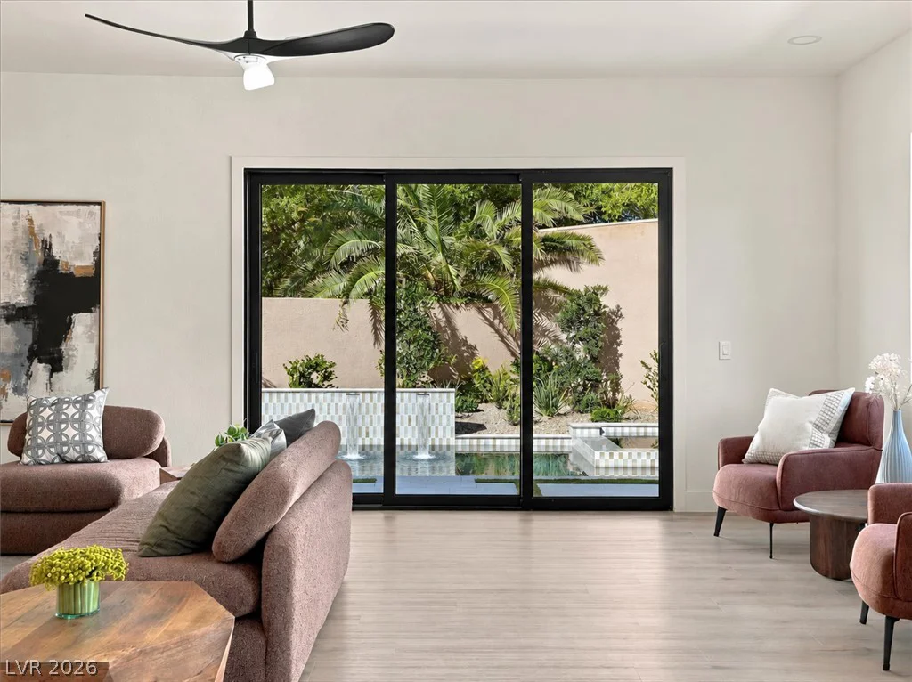 10860 Sterling Forest, Las Vegas, NV 89135