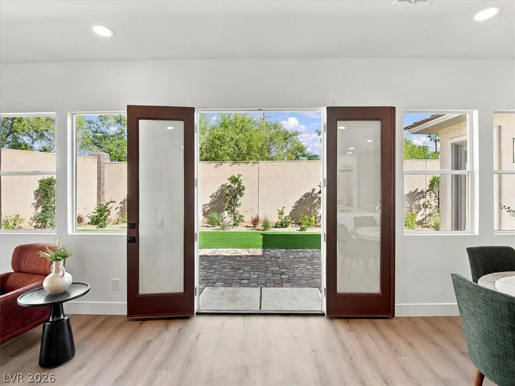 10860 Sterling Forest, Las Vegas, NV 89135