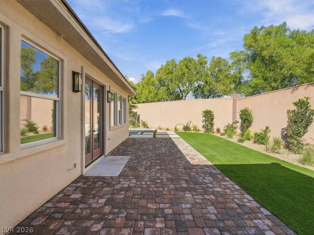 10860 Sterling Forest, Las Vegas, NV 89135