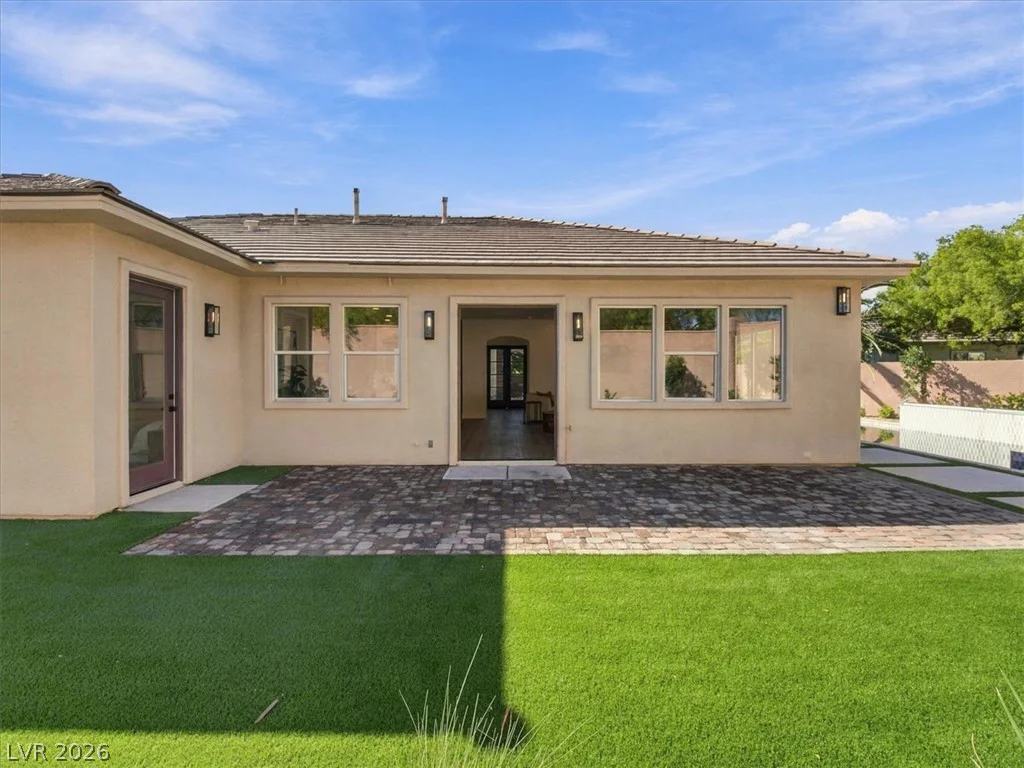 10860 Sterling Forest, Las Vegas, NV 89135