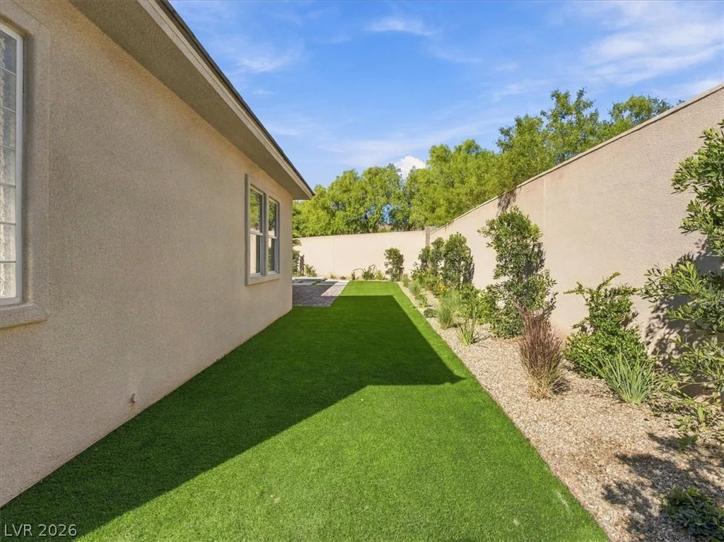 10860 Sterling Forest, Las Vegas, NV 89135