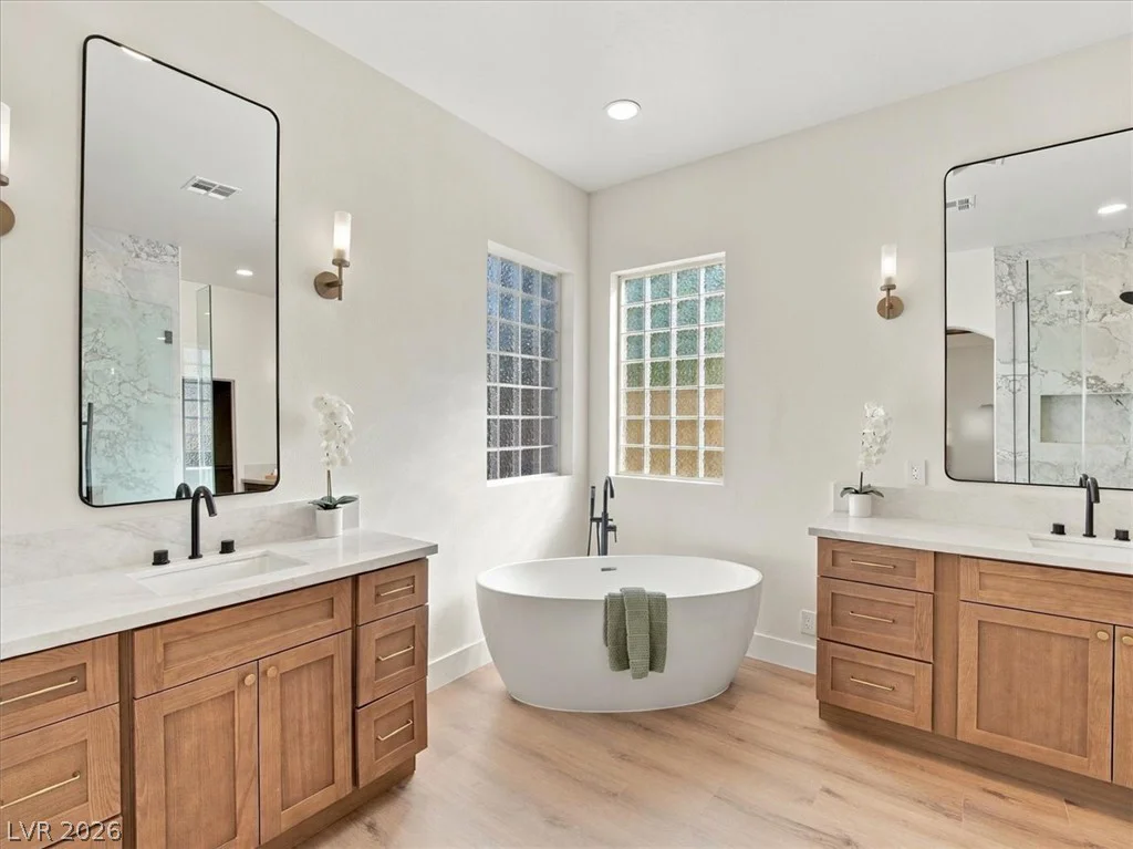 10860 Sterling Forest, Las Vegas, NV 89135