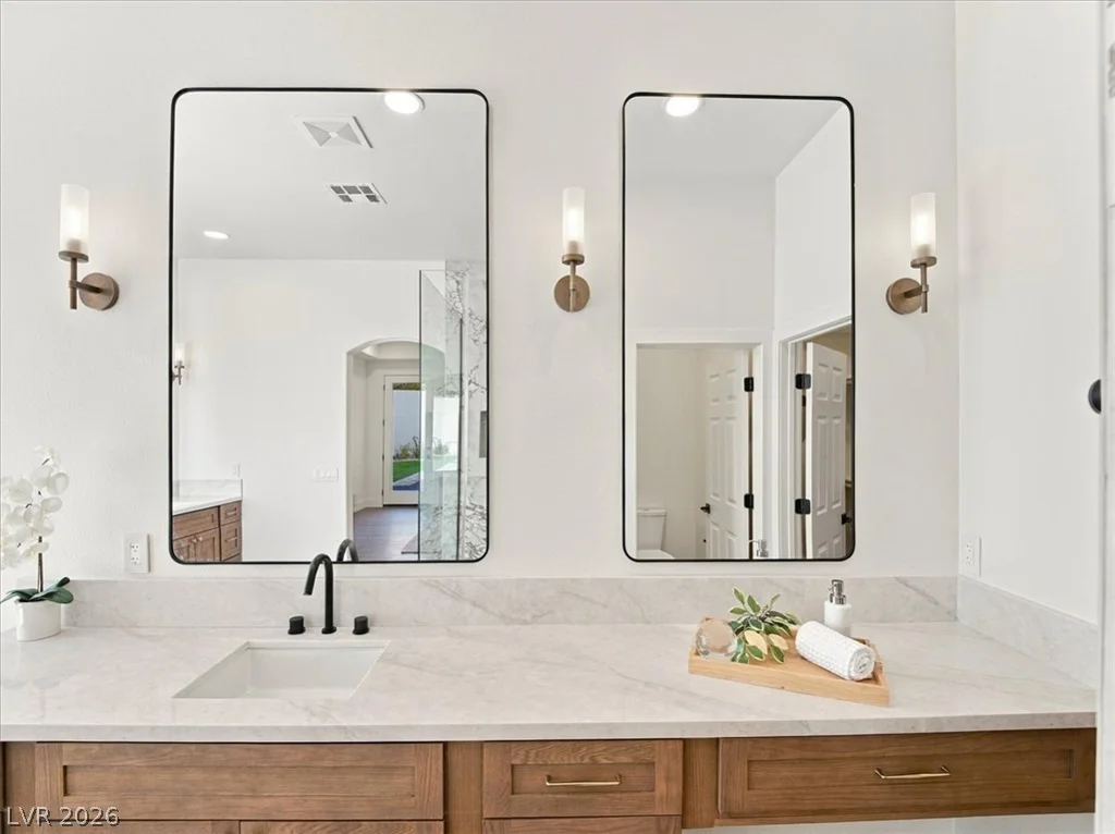 10860 Sterling Forest, Las Vegas, NV 89135