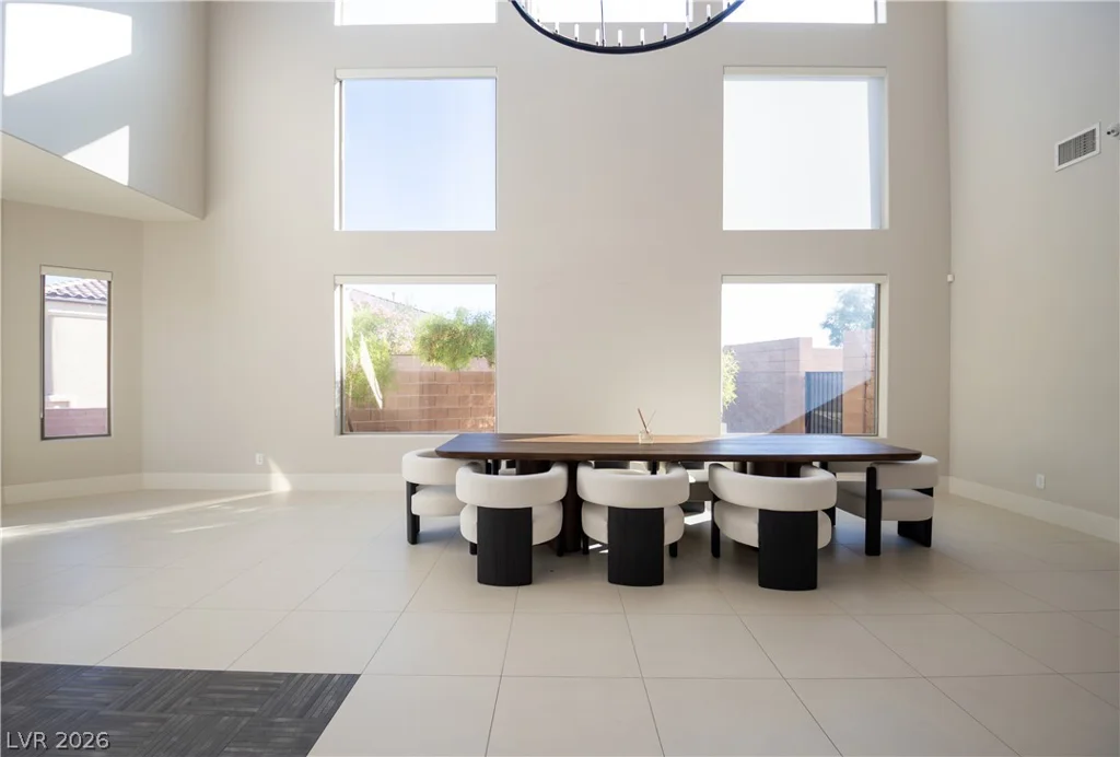 7614 Noche Oscura, Las Vegas, NV 89139