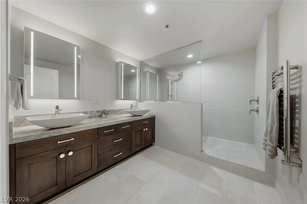 30 Strada Di Villaggio, Henderson, NV 89011