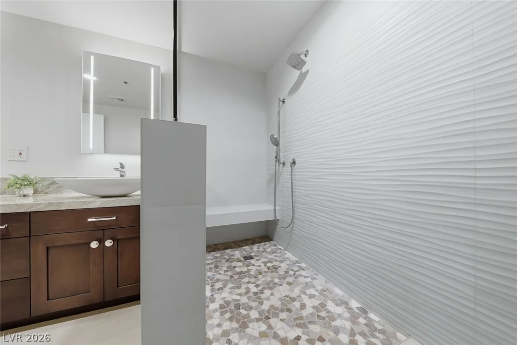30 Strada Di Villaggio, Henderson, NV 89011