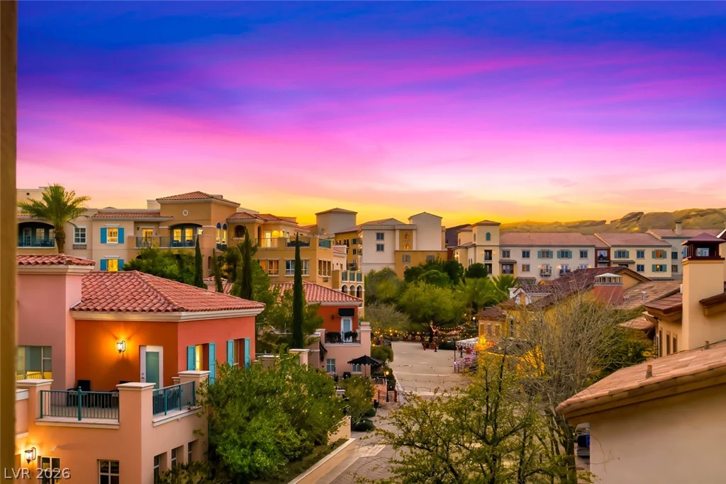 30 Strada Di Villaggio, Henderson, NV 89011