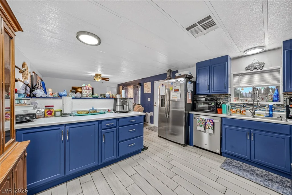 211 Bonnie Claire, Pahrump, NV 89048