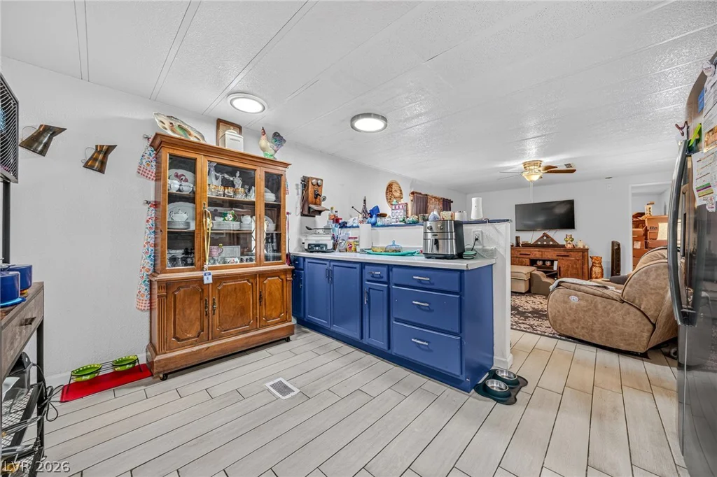 211 Bonnie Claire, Pahrump, NV 89048