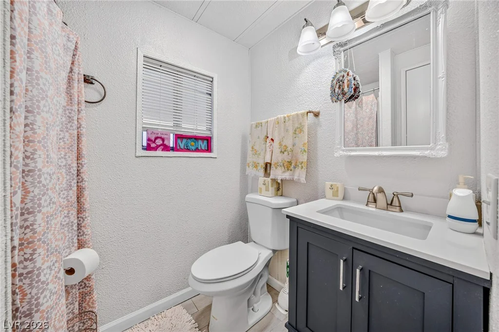 211 Bonnie Claire, Pahrump, NV 89048