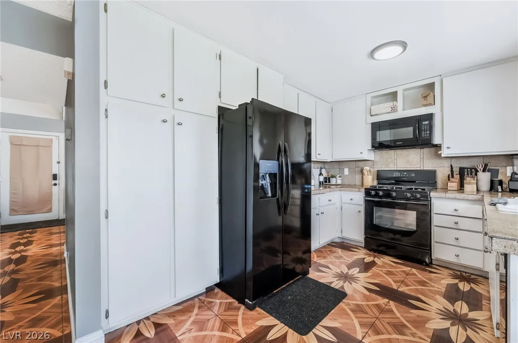 4733 Castle Rock, Las Vegas, NV 89147