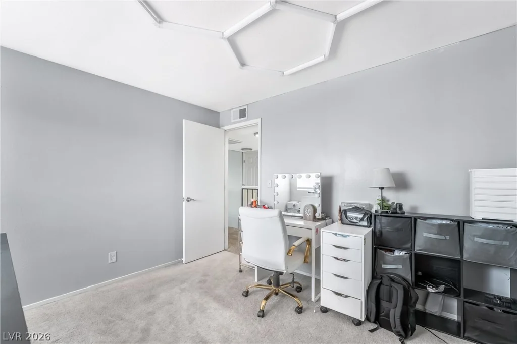4733 Castle Rock, Las Vegas, NV 89147