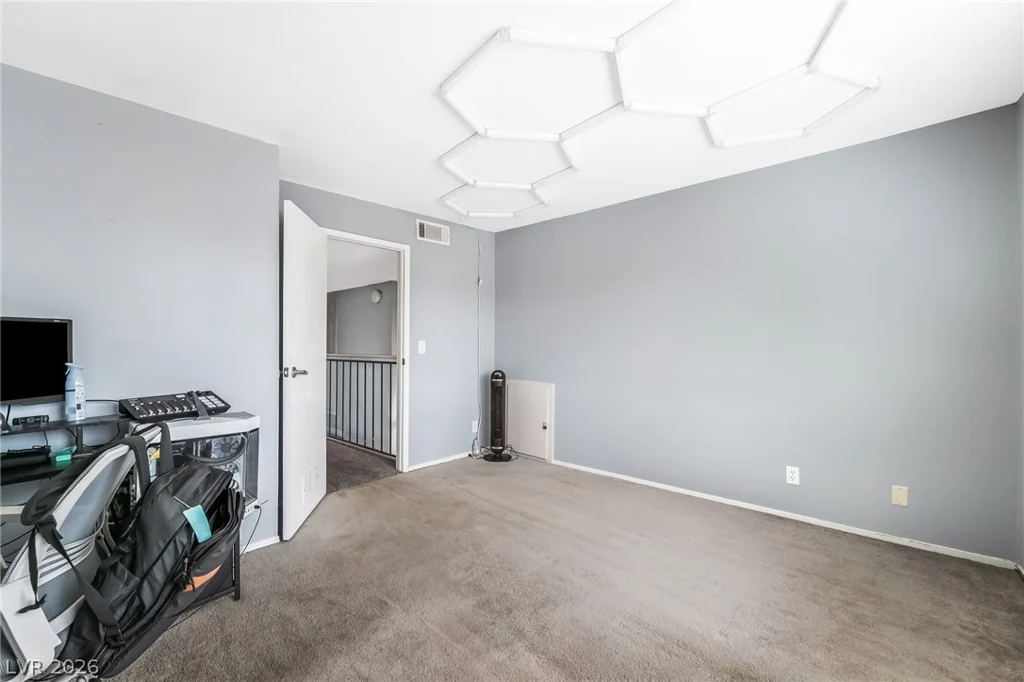 4733 Castle Rock, Las Vegas, NV 89147