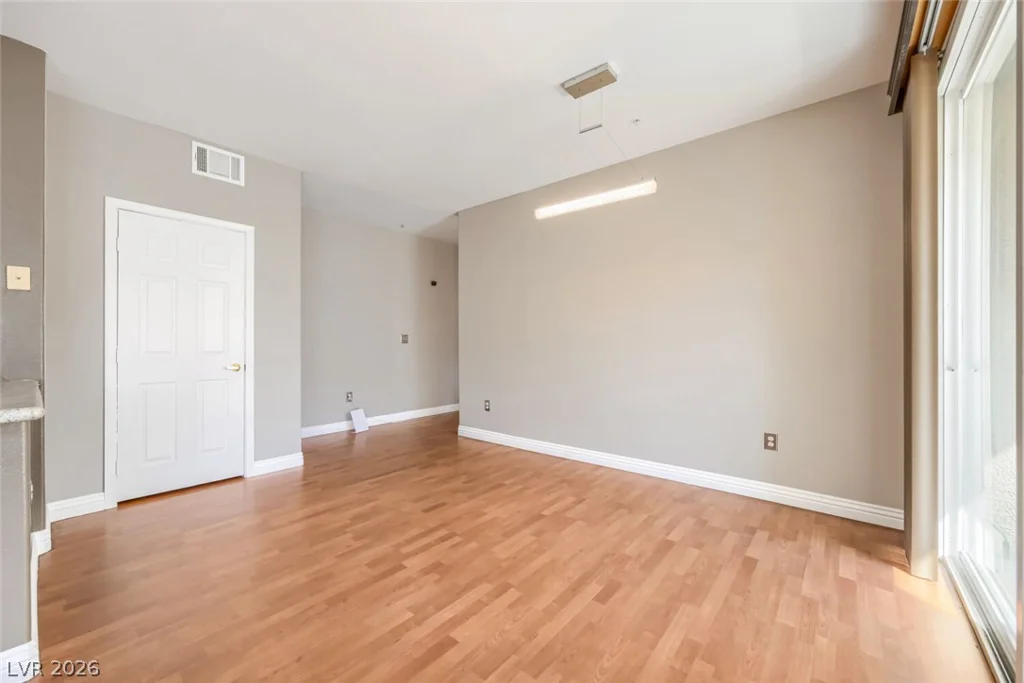 7173 Durango, Las Vegas, NV 89113