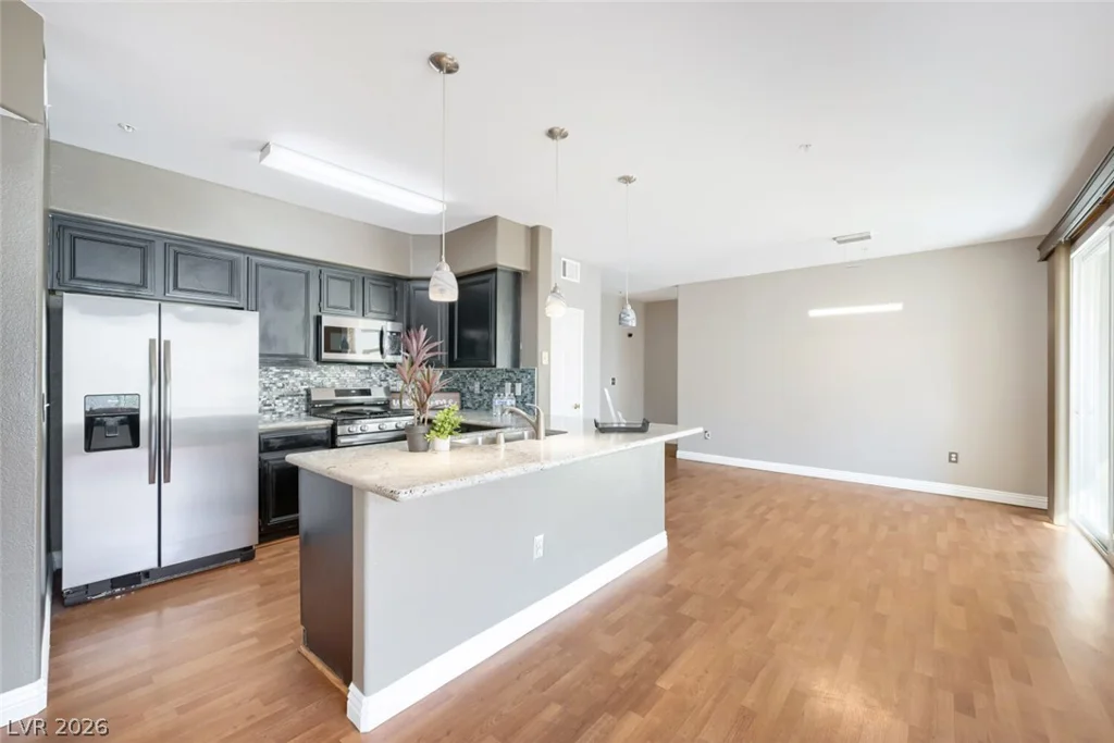 7173 Durango, Las Vegas, NV 89113