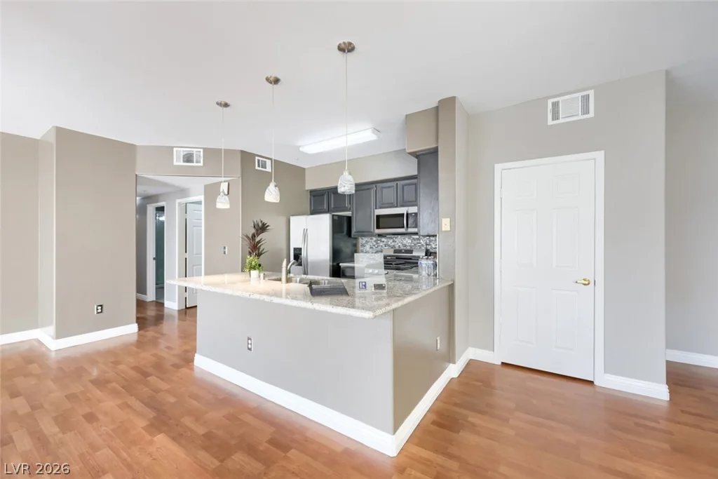 7173 Durango, Las Vegas, NV 89113