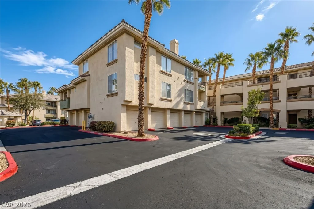 7173 Durango, Las Vegas, NV 89113