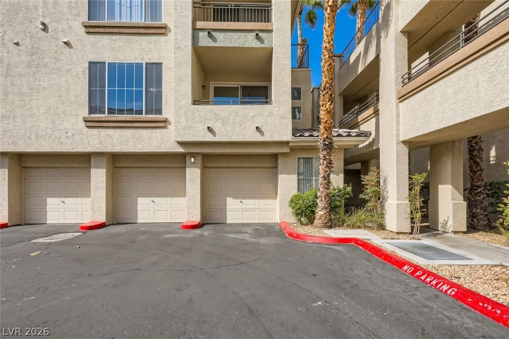 7173 Durango, Las Vegas, NV 89113