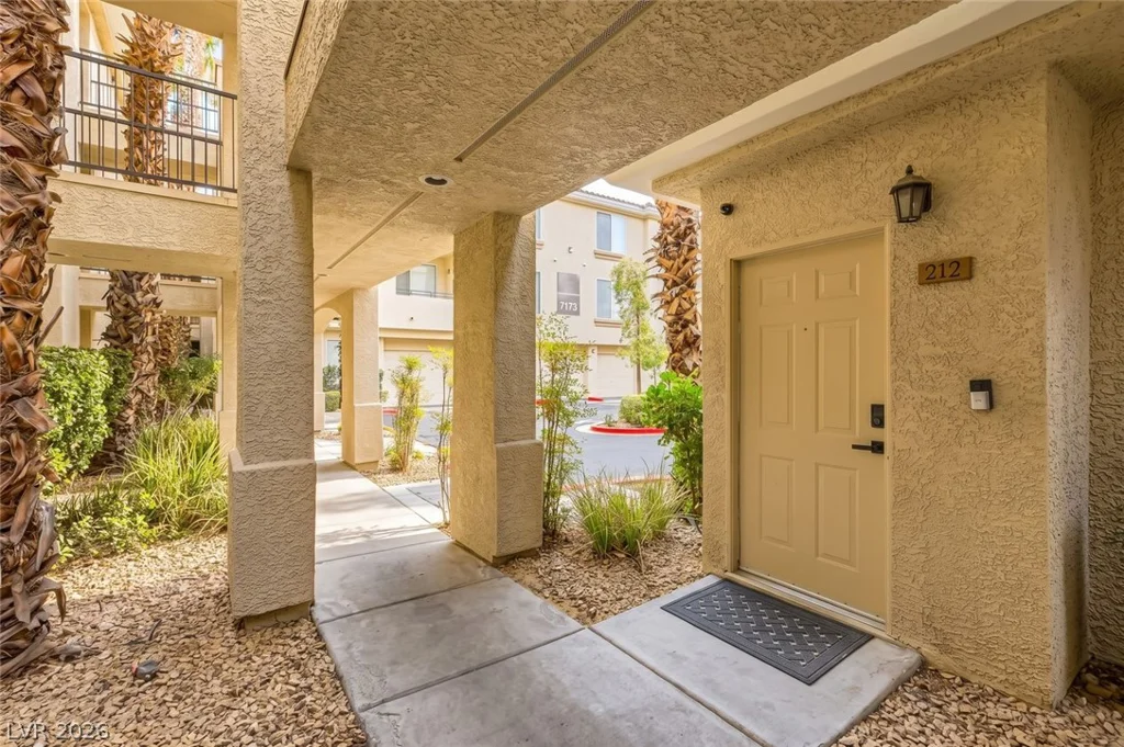 7173 Durango, Las Vegas, NV 89113