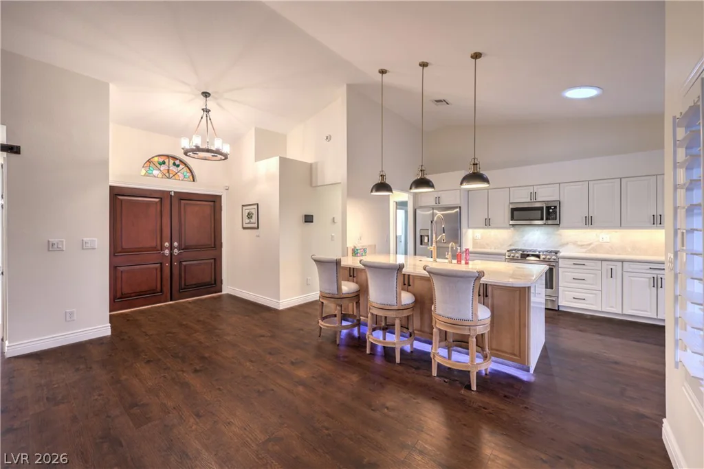 5300 Singing Hills, Las Vegas, NV 89130