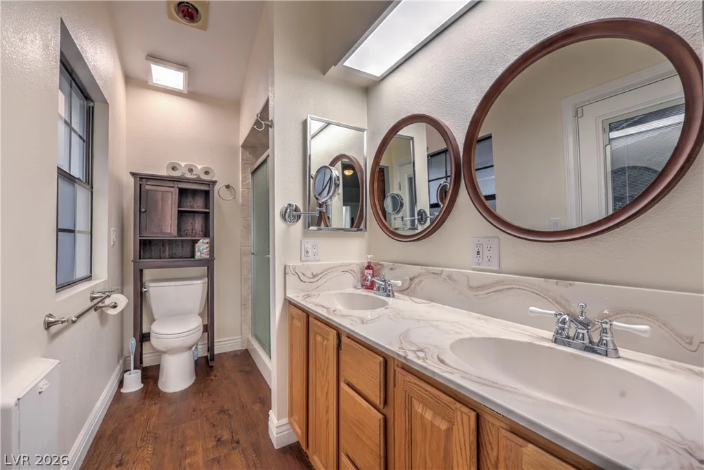 5300 Singing Hills, Las Vegas, NV 89130