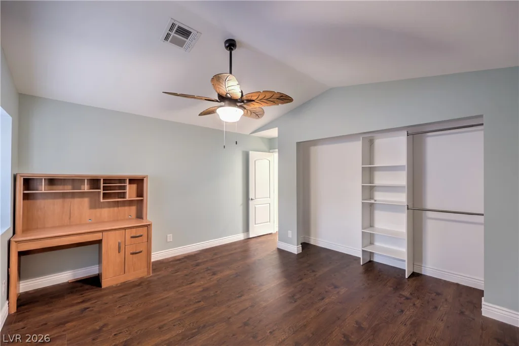 5300 Singing Hills, Las Vegas, NV 89130