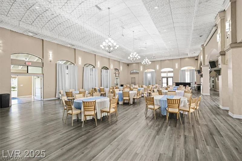 5300 Singing Hills, Las Vegas, NV 89130