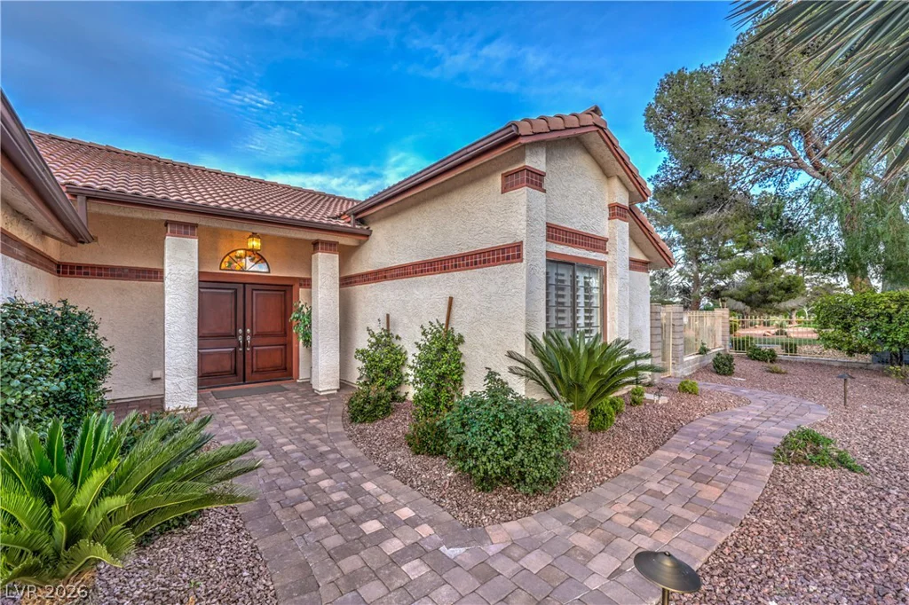 5300 Singing Hills, Las Vegas, NV 89130