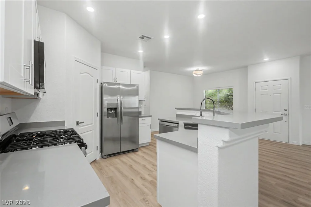 1555 Ward Frontier, Henderson, NV 89002
