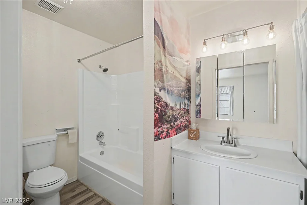4889 Torrey Pines, Las Vegas, NV 89103