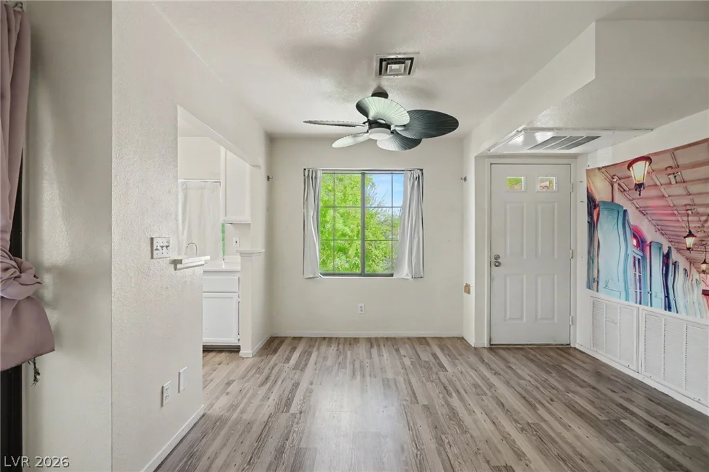 4889 Torrey Pines, Las Vegas, NV 89103