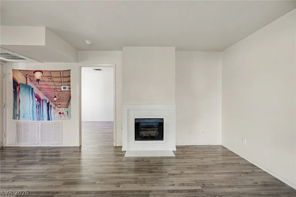 4889 Torrey Pines, Las Vegas, NV 89103