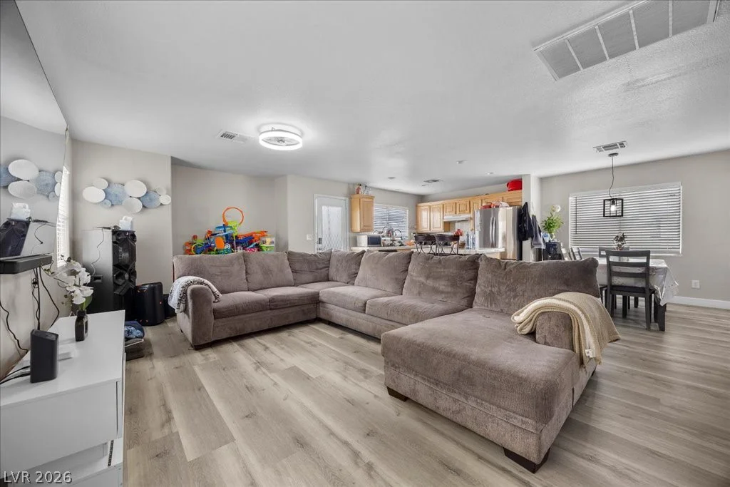 4144 Wheatleigh, Las Vegas, NV 89115