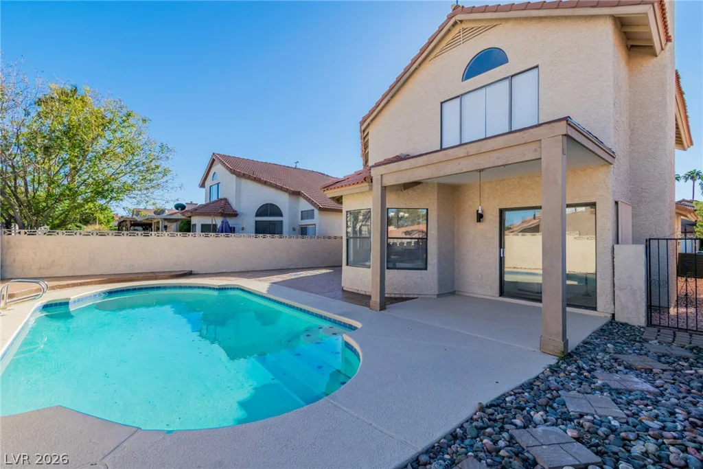 370 Rushing Creek, Henderson, NV 89014