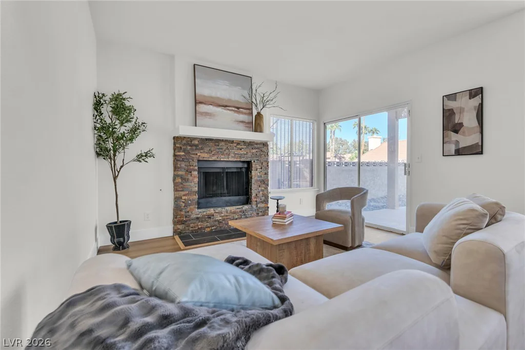 370 Rushing Creek, Henderson, NV 89014