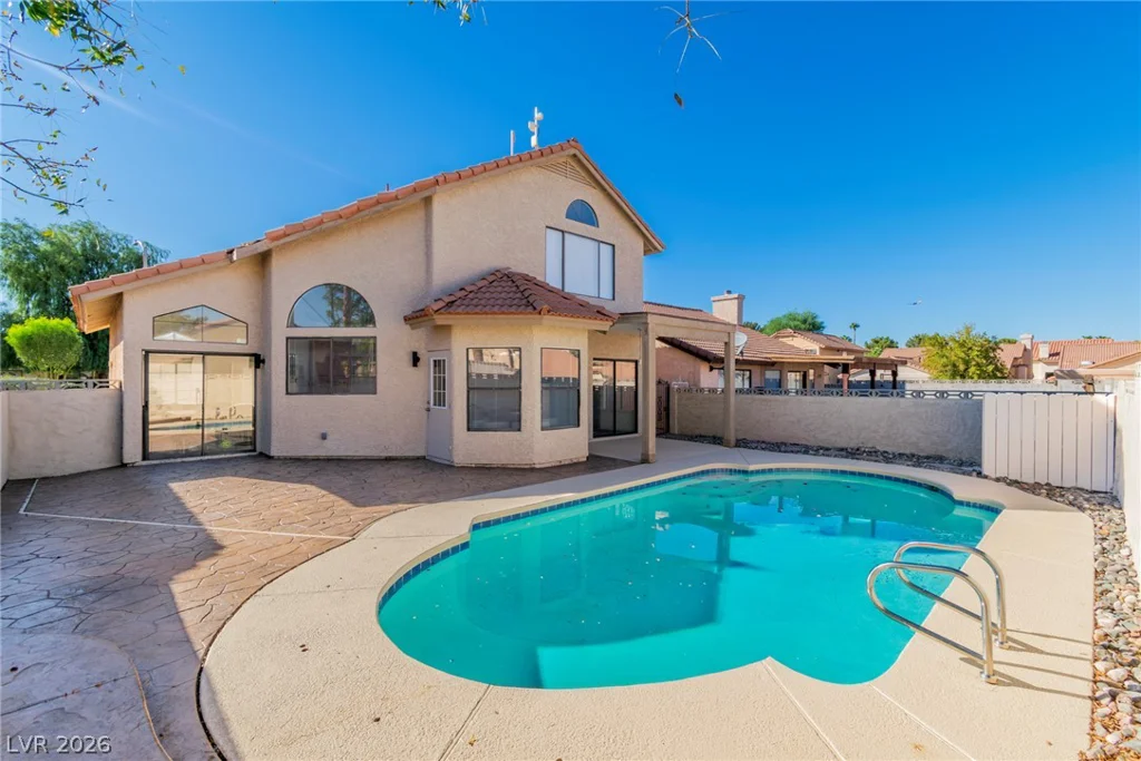 370 Rushing Creek, Henderson, NV 89014