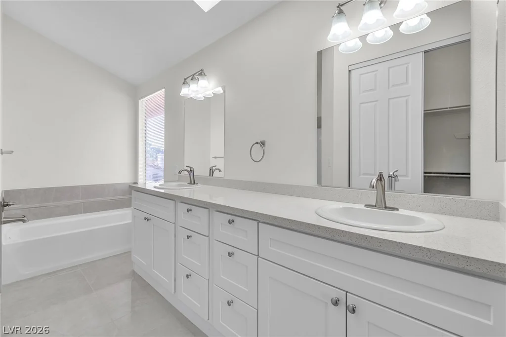 370 Rushing Creek, Henderson, NV 89014