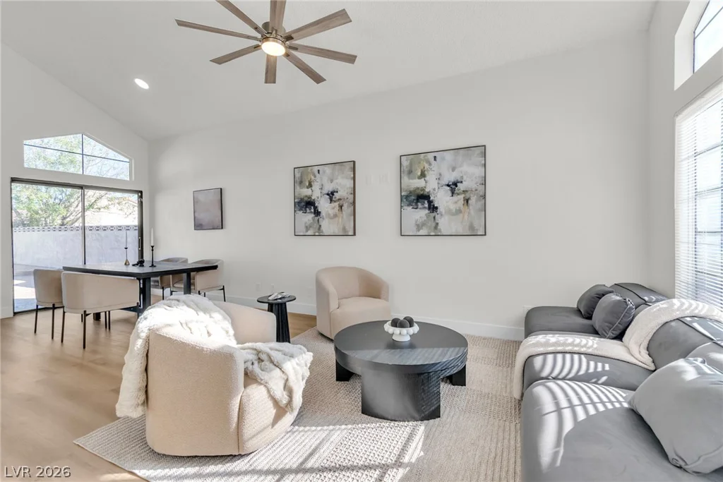 370 Rushing Creek, Henderson, NV 89014
