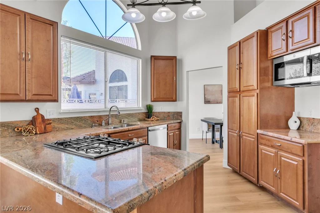370 Rushing Creek, Henderson, NV 89014
