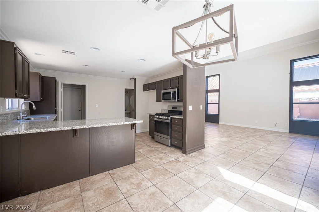 8125 Dolphin Landing, Las Vegas, NV 89128