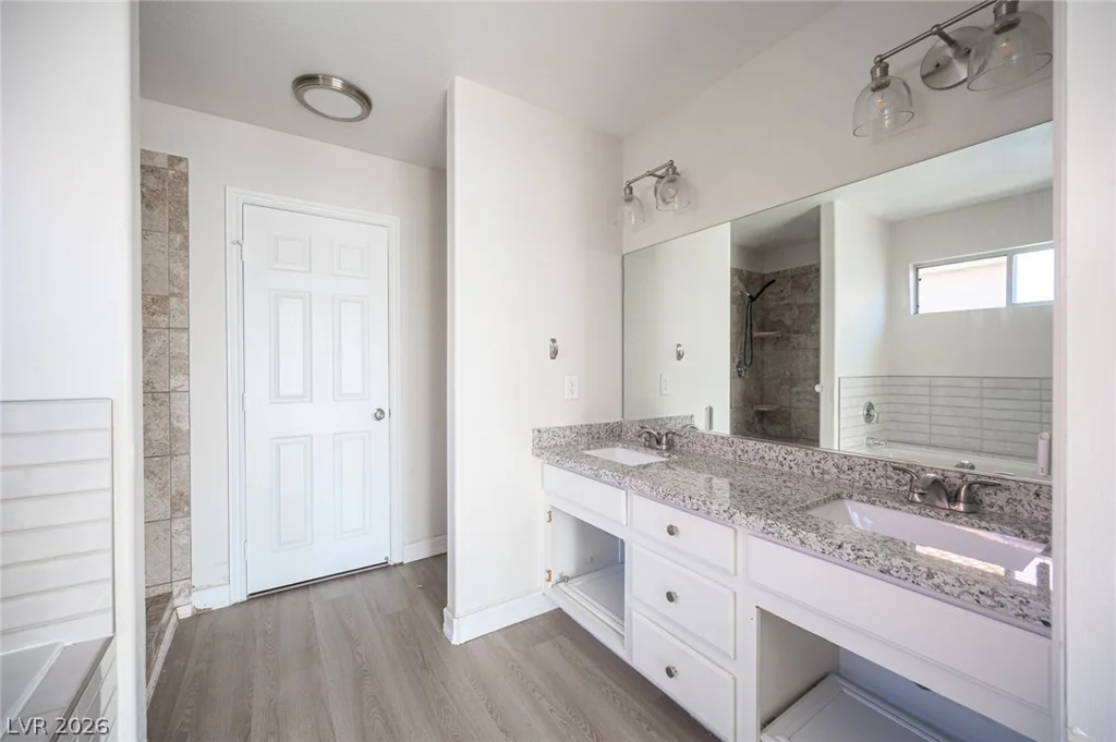 8125 Dolphin Landing, Las Vegas, NV 89128