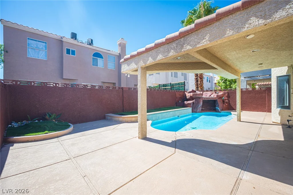 8125 Dolphin Landing, Las Vegas, NV 89128