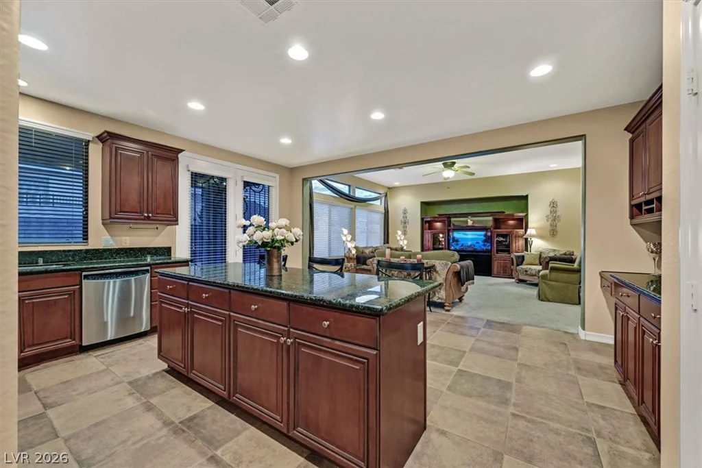 7630 Port Orchard, Las Vegas, NV 89113