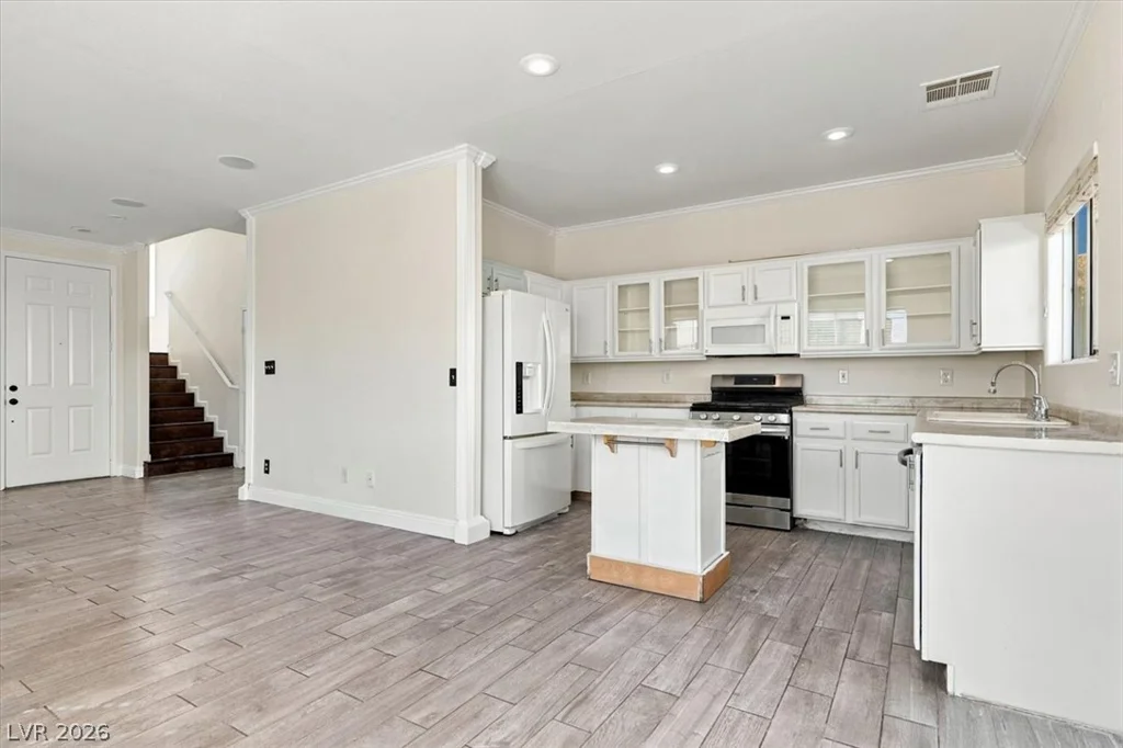 5846 Lee Fairy, Las Vegas, NV 89139