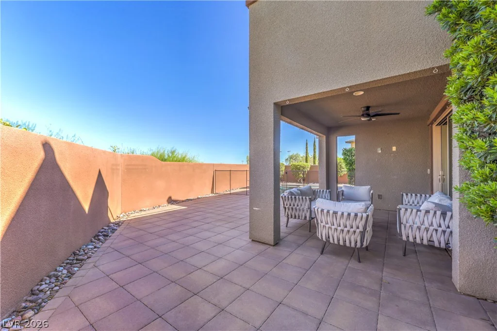 10470 Dove Meadow Way, Las Vegas, NV 89135
