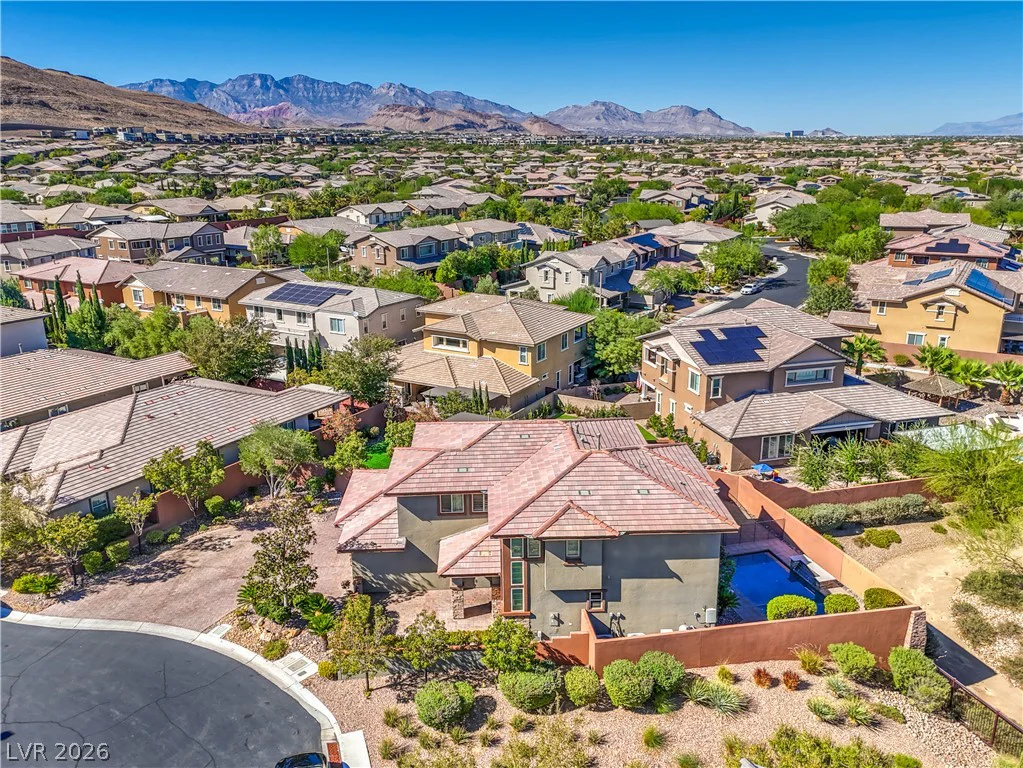 10470 Dove Meadow Way, Las Vegas, NV 89135