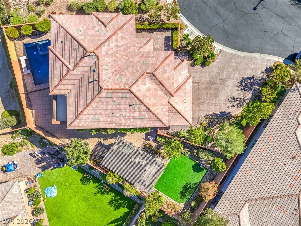 10470 Dove Meadow Way, Las Vegas, NV 89135