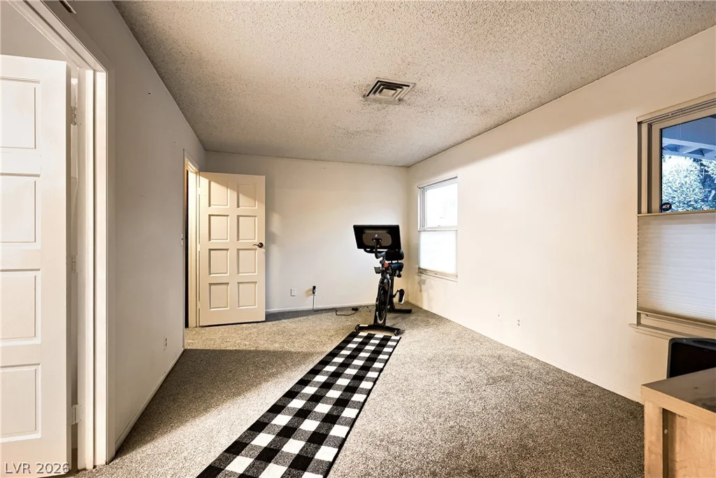 2200 Plaza Del Puerto, Las Vegas, NV 89102