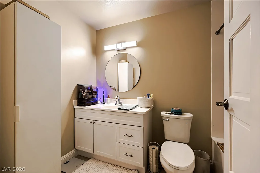 2200 Plaza Del Puerto, Las Vegas, NV 89102