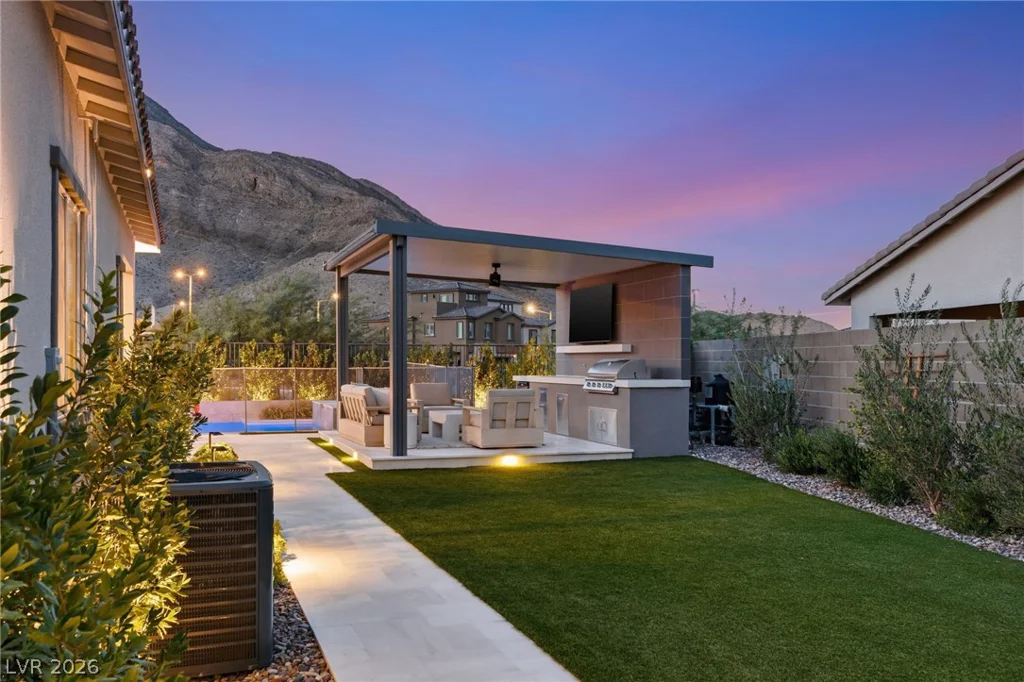 11754 Hatchling, Las Vegas, NV 89138
